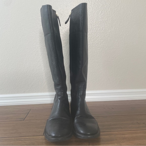 Black Leather Riding Boots with Gold Logo Tory Burch boots tall black boots - Picture 4 of 16